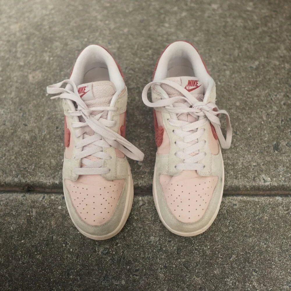 Nike Dunk Low SE Terry Swoosh Teddy Bear Shimmer Mars Stone DZ4706-200 W Size 7
